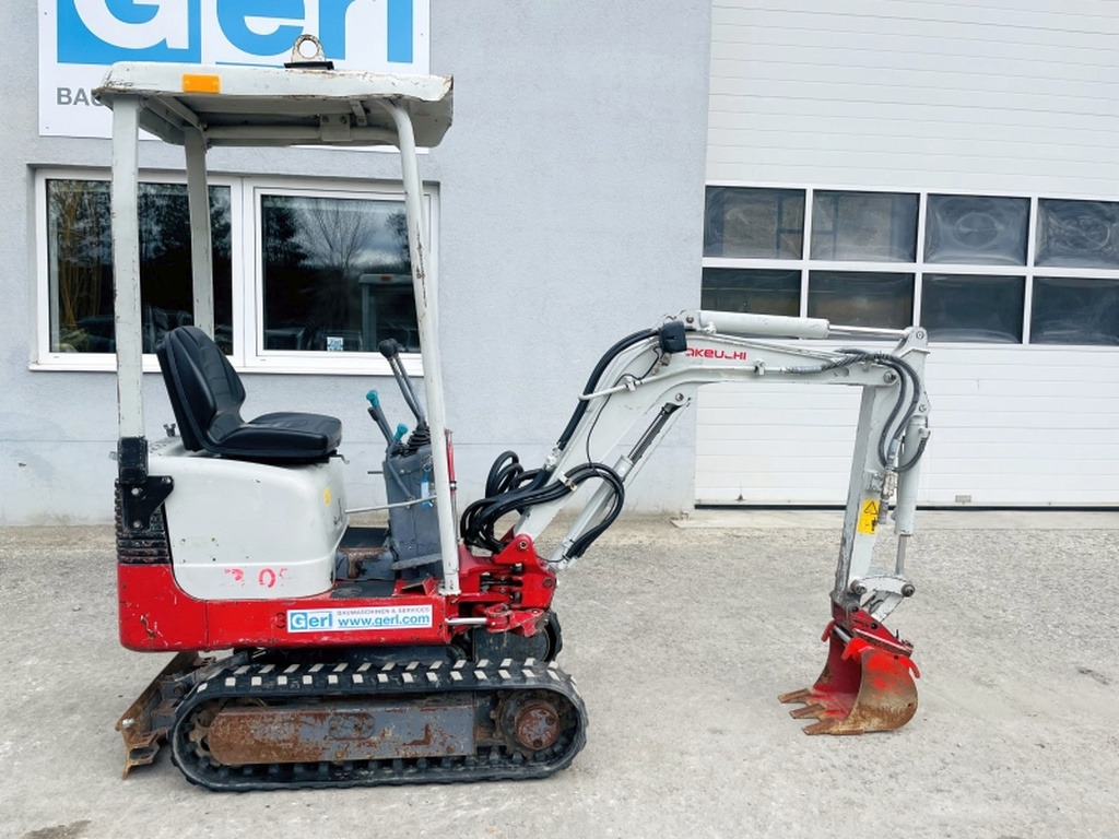 Takeuchi TB108 (3983) - Мини багер: снимка 2 Takeuchi TB108 (3983) - Мини багер: снимка 2