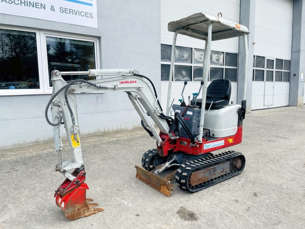 Takeuchi TB108 (3983) - Мини багер: снимка 4 Takeuchi TB108 (3983) - Мини багер: снимка 4