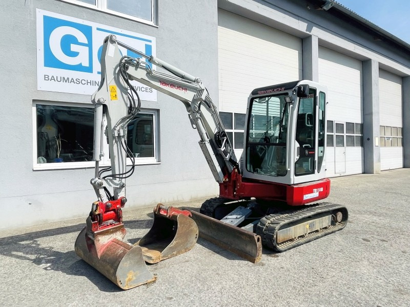 Takeuchi TB138FR (3775) - Мини багер: снимка 4 Takeuchi TB138FR (3775) - Мини багер: снимка 4