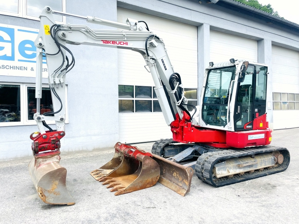 Takeuchi TB280FR (4002) - Мини багер: снимка 4 Takeuchi TB280FR (4002) - Мини багер: снимка 4
