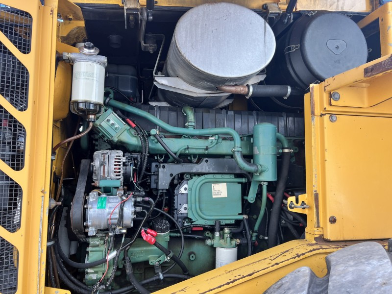 Колесен товарач Volvo L 180 E HL (110814): снимка 11 Колесен товарач Volvo L 180 E HL (110814): снимка 11