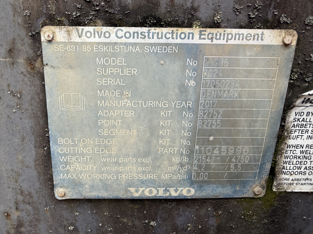 Volvo Schaufel 4,2 m³ (111756) - Кофа за товарач: снимка 3 Volvo Schaufel 4,2 m³ (111756) - Кофа за товарач: снимка 3