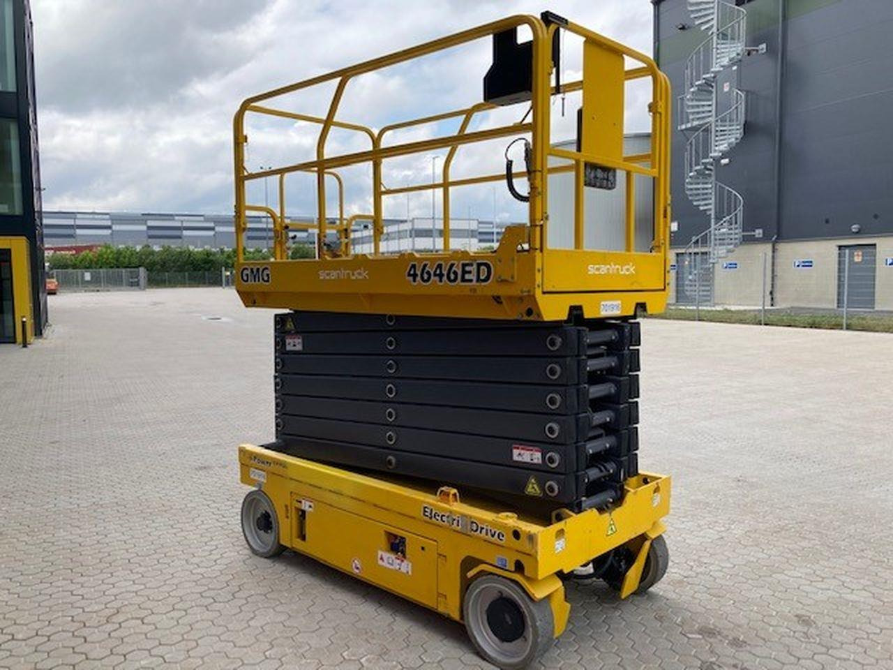 GMG 4646-ED 2.0 - Ножична работна платформа: снимка 3 GMG 4646-ED 2.0 - Ножична работна платформа: снимка 3