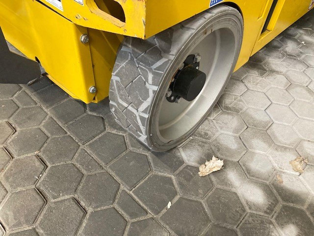 GMG 4646-ED 2.0 - Ножична работна платформа: снимка 5 GMG 4646-ED 2.0 - Ножична работна платформа: снимка 5