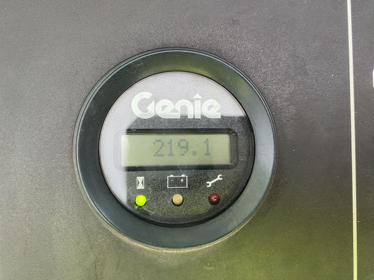 Артикулираща платформа Genie Z60/37 DC: снимка 11