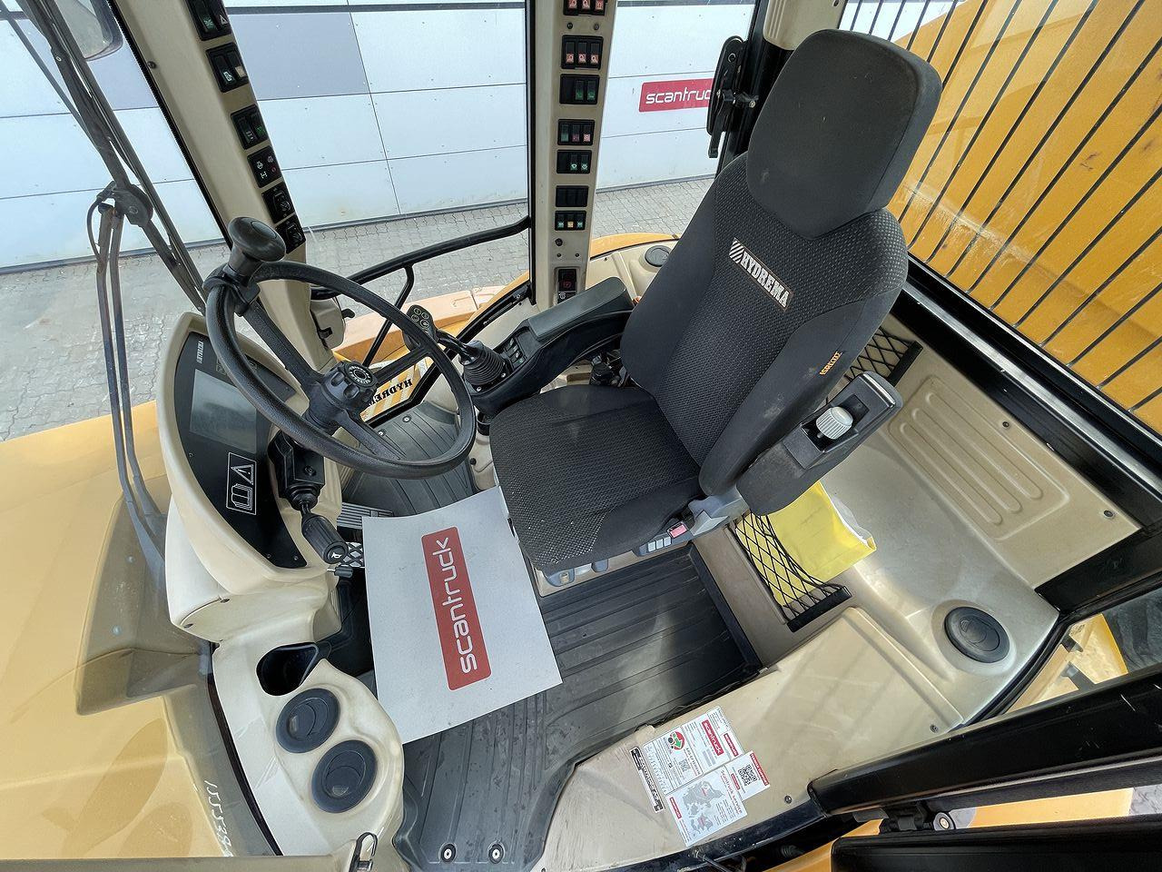 Hydrema 922D - Съчленен самосвал: снимка 3 Hydrema 922D - Съчленен самосвал: снимка 3