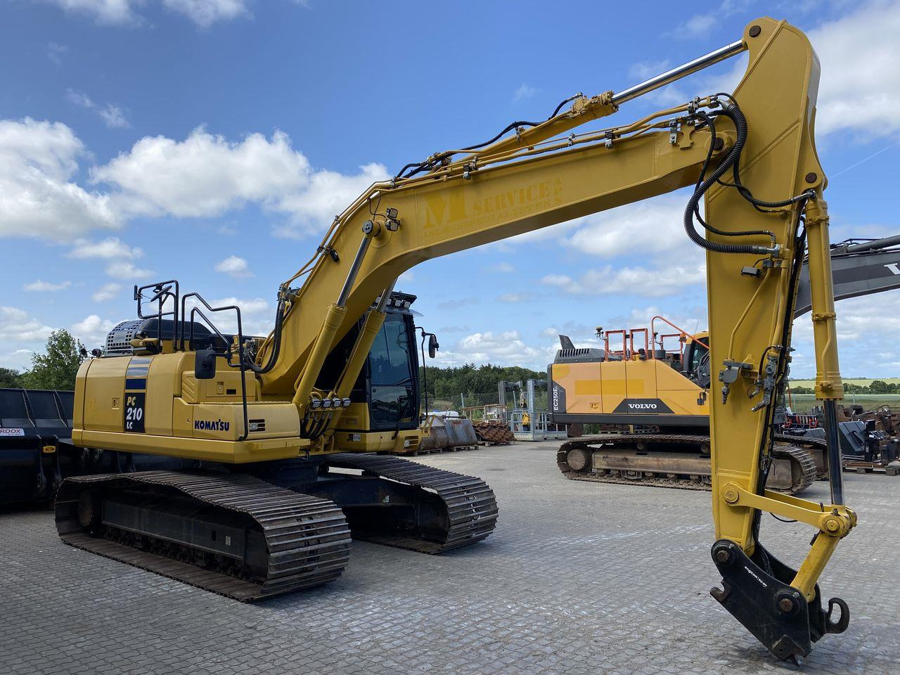 Komatsu PC210LC-11 - Верижен багер: снимка 5 Komatsu PC210LC-11 - Верижен багер: снимка 5