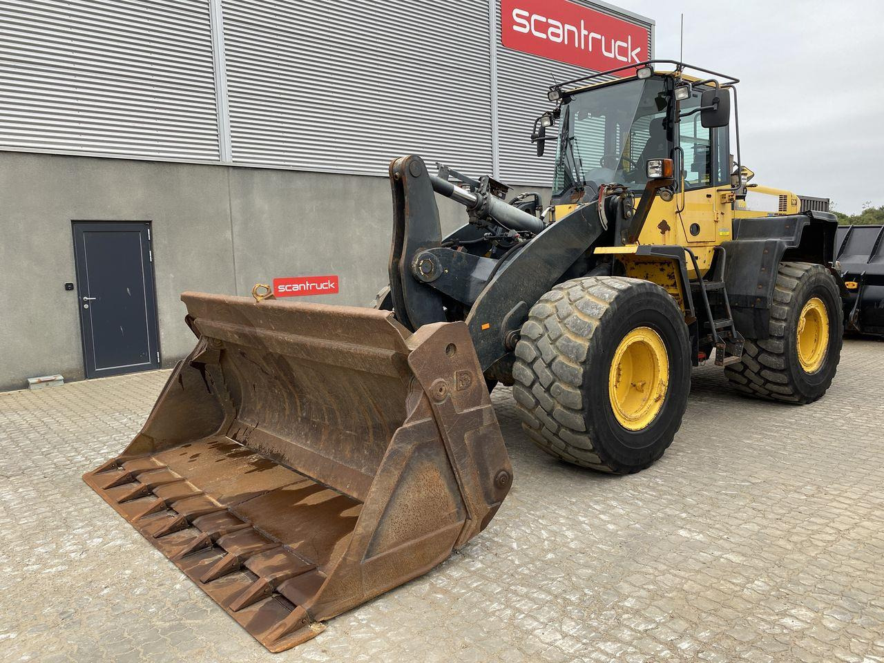 Komatsu WA320PZ-6 - Колесен товарач: снимка 1 Komatsu WA320PZ-6 - Колесен товарач: снимка 1