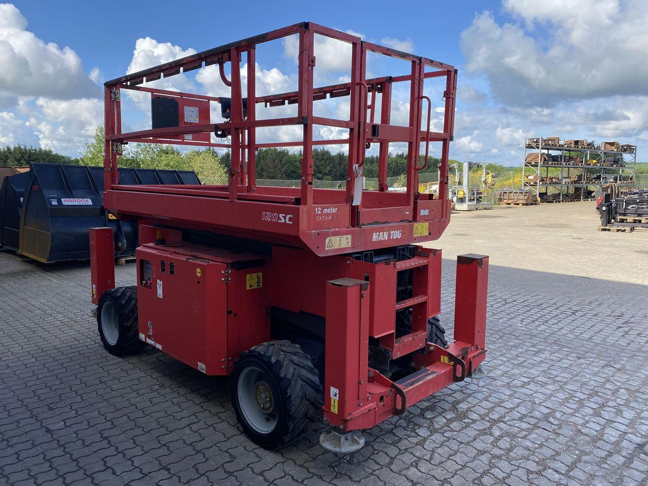 Manitou 120SC - Ножична работна платформа: снимка 5 Manitou 120SC - Ножична работна платформа: снимка 5