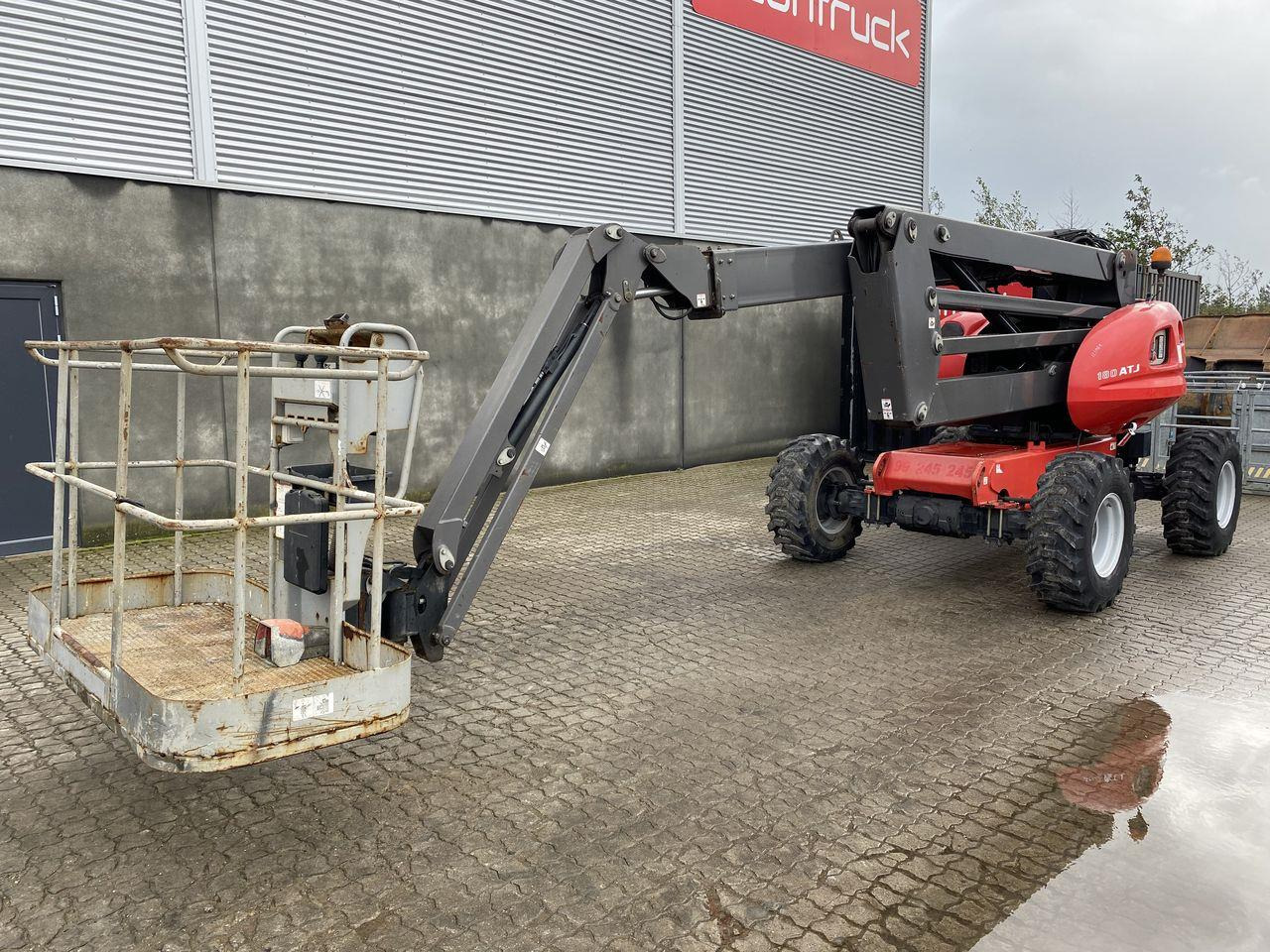 Manitou 180ATJ RC - Артикулираща платформа: снимка 1 Manitou 180ATJ RC - Артикулираща платформа: снимка 1