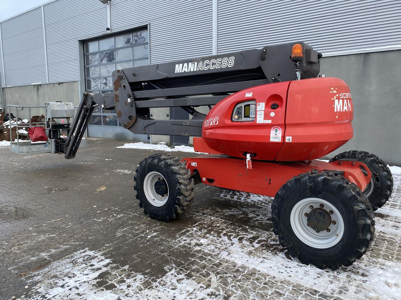 Manitou 180ATJ RC - Артикулираща платформа: снимка 2 Manitou 180ATJ RC - Артикулираща платформа: снимка 2