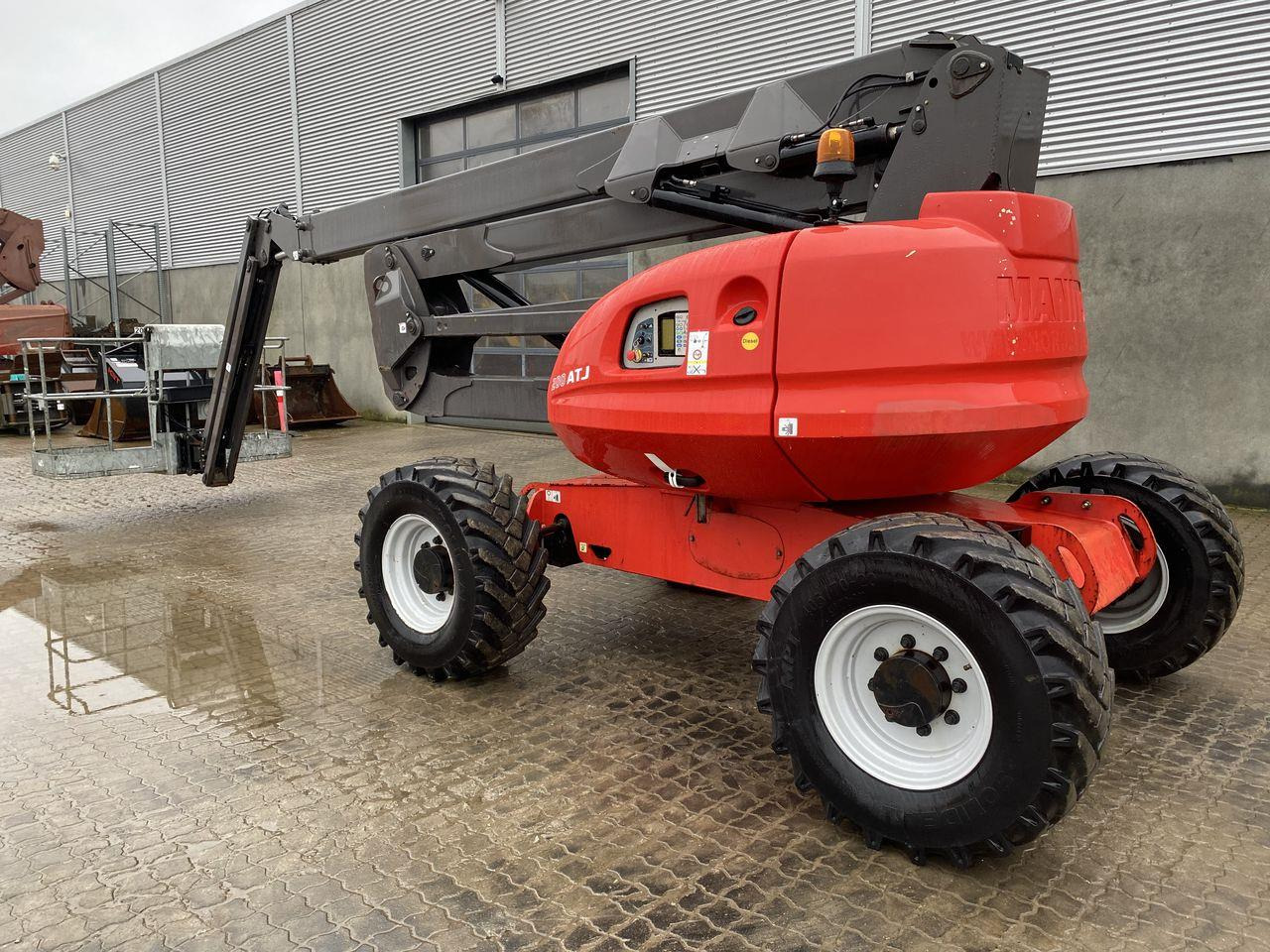 Manitou 200ATJ RC - Артикулираща платформа: снимка 2 Manitou 200ATJ RC - Артикулираща платформа: снимка 2