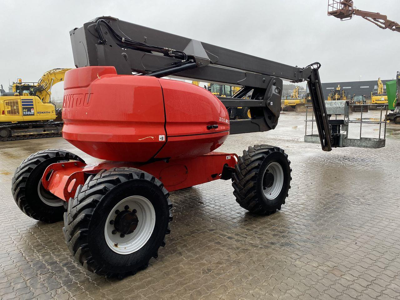 Manitou 200ATJ RC - Артикулираща платформа: снимка 4 Manitou 200ATJ RC - Артикулираща платформа: снимка 4
