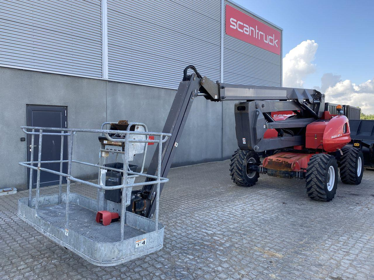 Manitou 200ATJ RC - Артикулираща платформа: снимка 1 Manitou 200ATJ RC - Артикулираща платформа: снимка 1