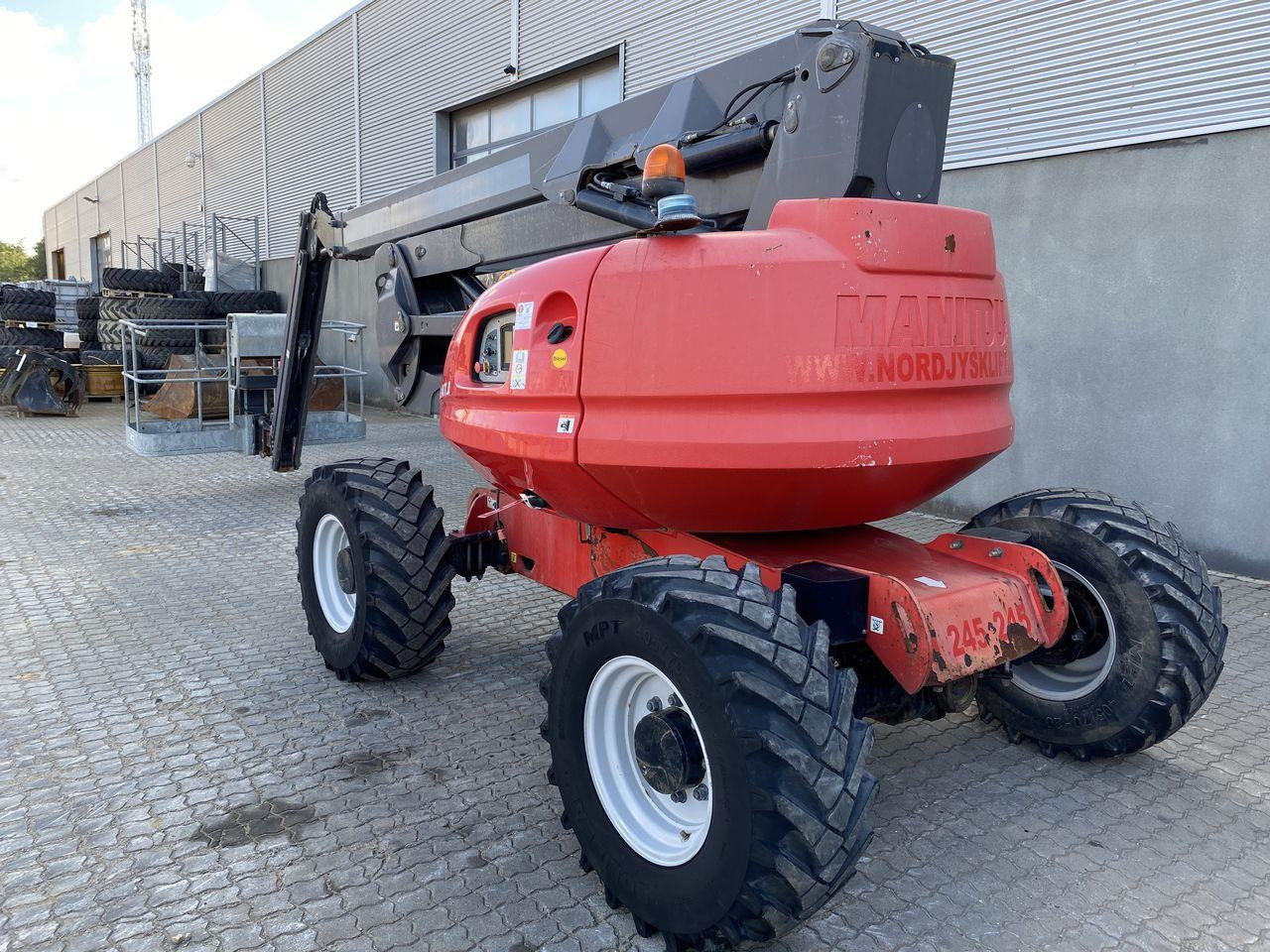 Manitou 200ATJ RC - Артикулираща платформа: снимка 2 Manitou 200ATJ RC - Артикулираща платформа: снимка 2