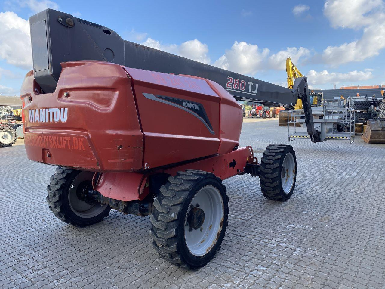 Manitou 280TJ - Телескопична платформа: снимка 4 Manitou 280TJ - Телескопична платформа: снимка 4