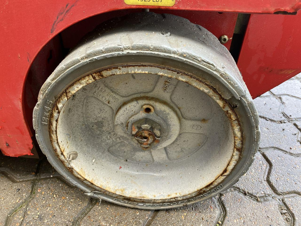 Ножична работна платформа Manitou 78SEC: снимка 6