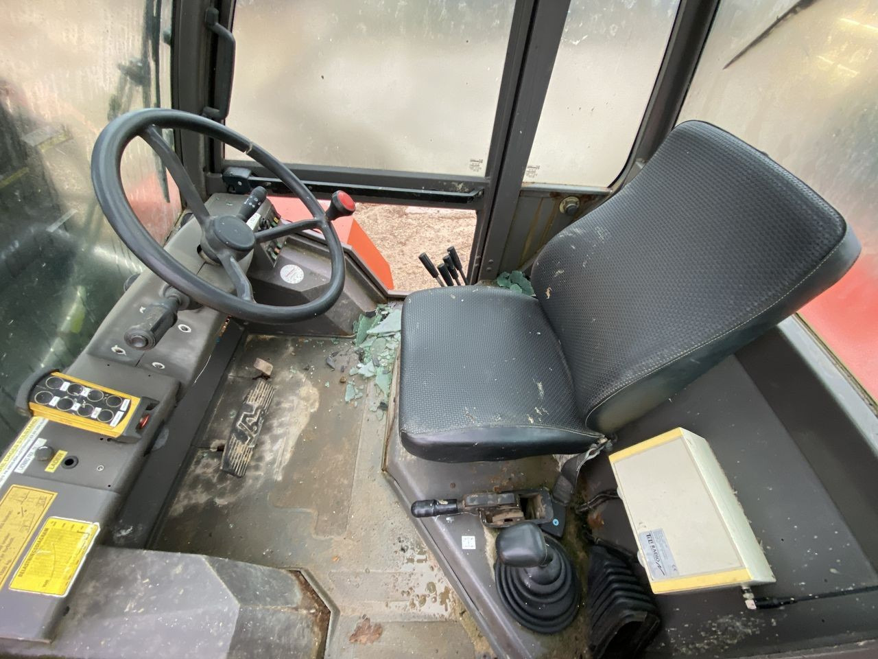 Manitou M26-4 - Дизелов мотокар: снимка 3 Manitou M26-4 - Дизелов мотокар: снимка 3