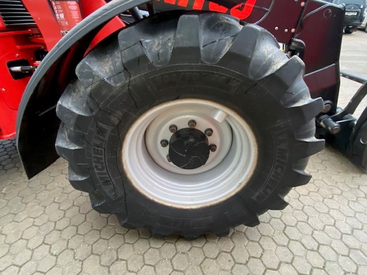 Телескопичен товарач Manitou MLA-T533 145V+Elite ST5: снимка 7 Телескопичен товарач Manitou MLA-T533 145V+Elite ST5: снимка 7