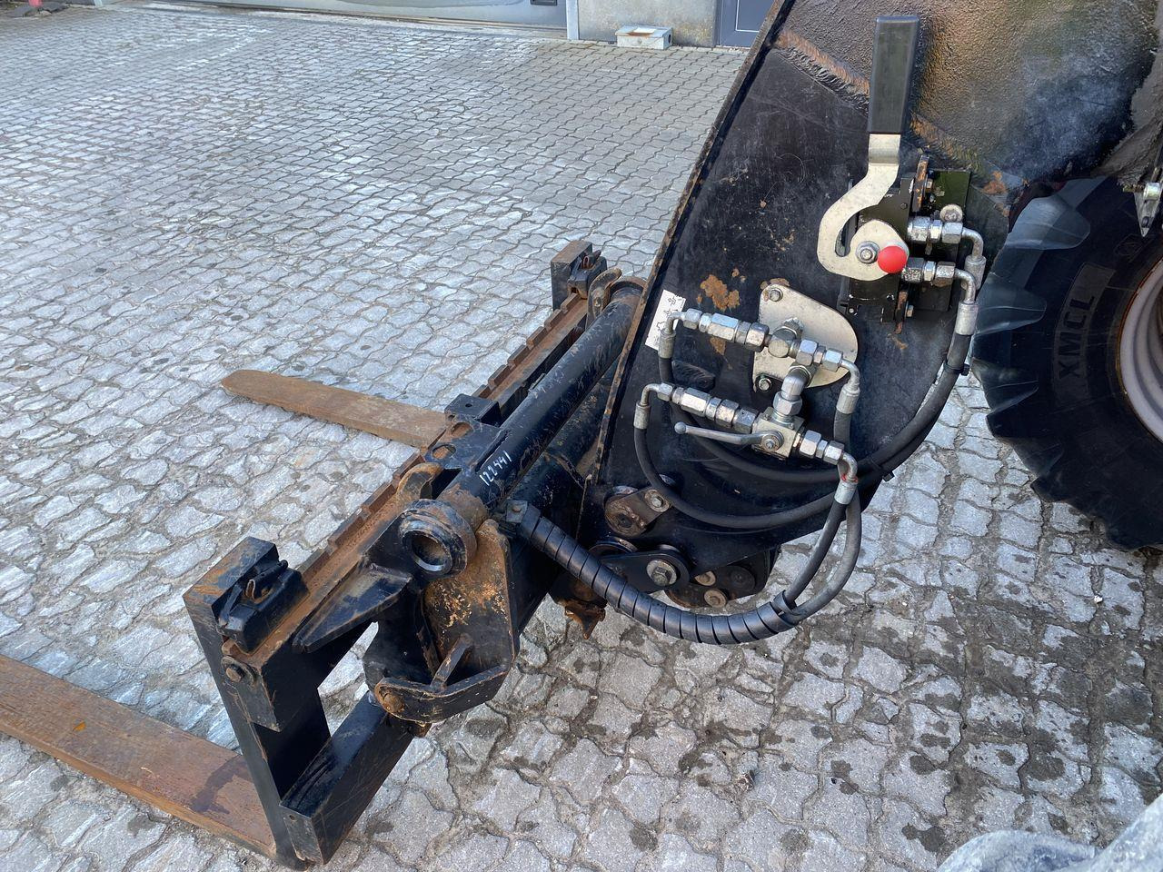 Телескопичен товарач Manitou MLT840-137PS ELITE: снимка 10