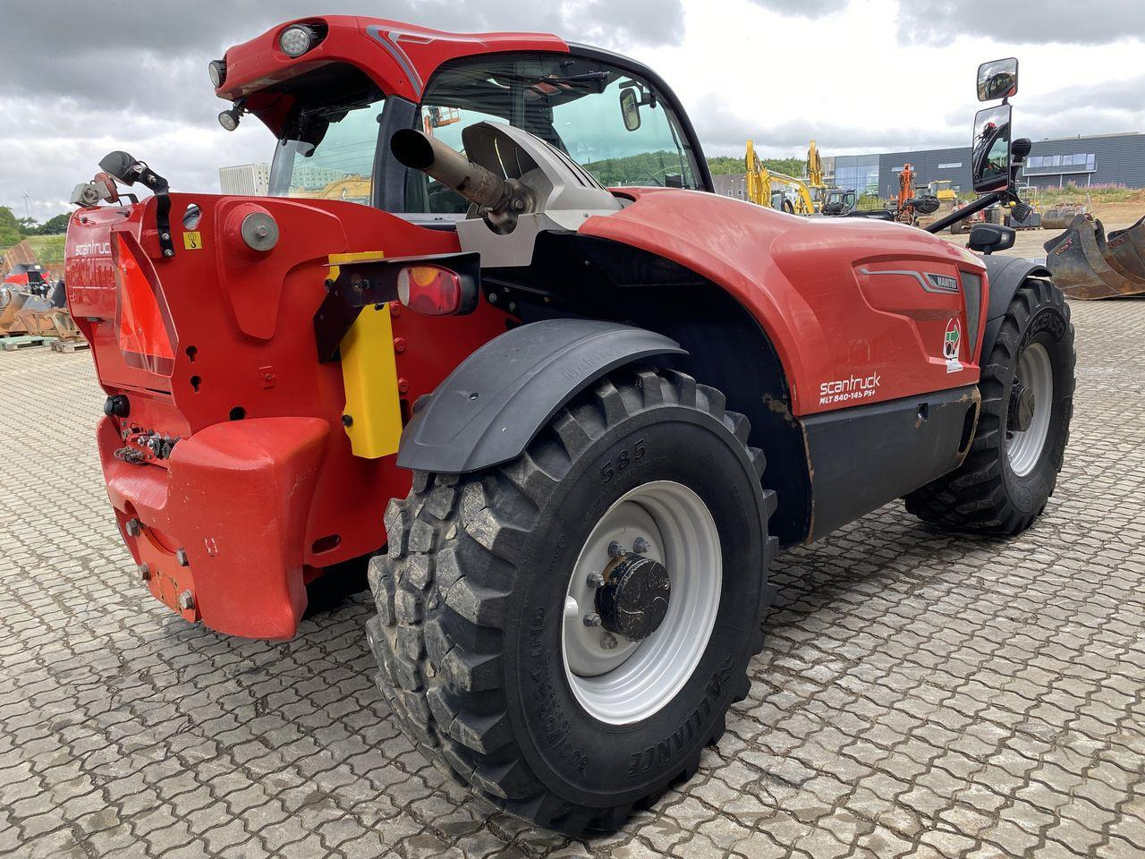 Manitou MLT840-145PS ELITE - Телескопичен товарач: снимка 4 Manitou MLT840-145PS ELITE - Телескопичен товарач: снимка 4