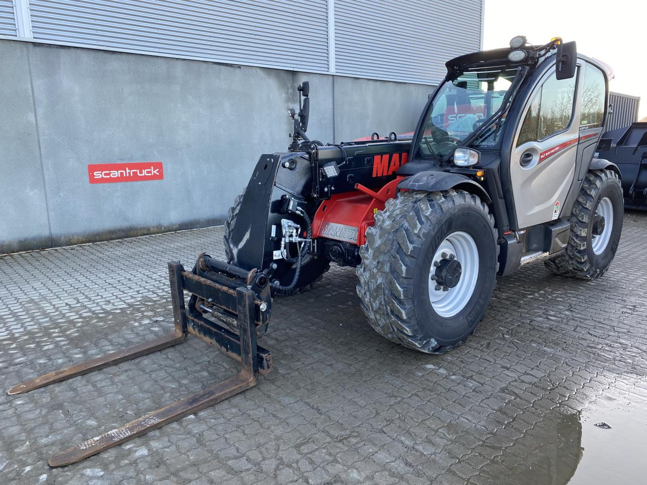 Manitou MLT841-145PS+ ELITE ST5 - Телескопичен товарач: снимка 1 Manitou MLT841-145PS+ ELITE ST5 - Телескопичен товарач: снимка 1