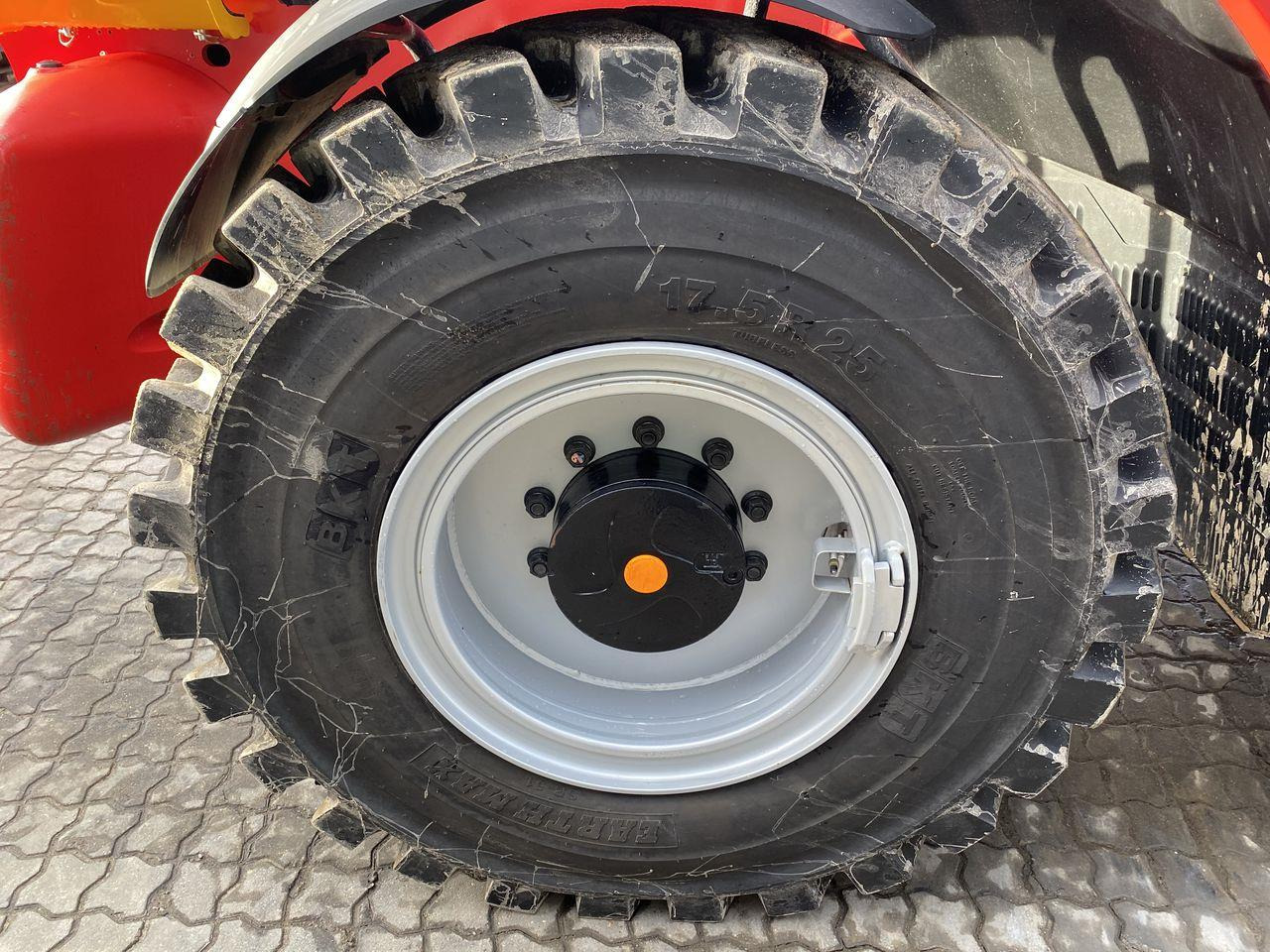 Телескопичен товарач Manitou MLT961-160V+L Elite ST5: снимка 7