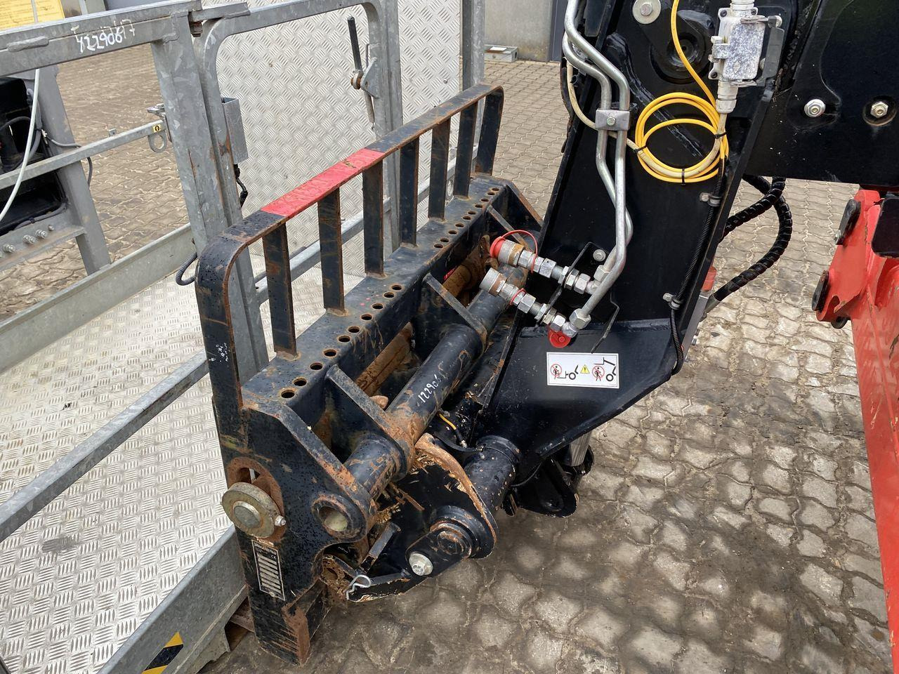 Телескопичен товарач Manitou MT1840A ST4: снимка 9