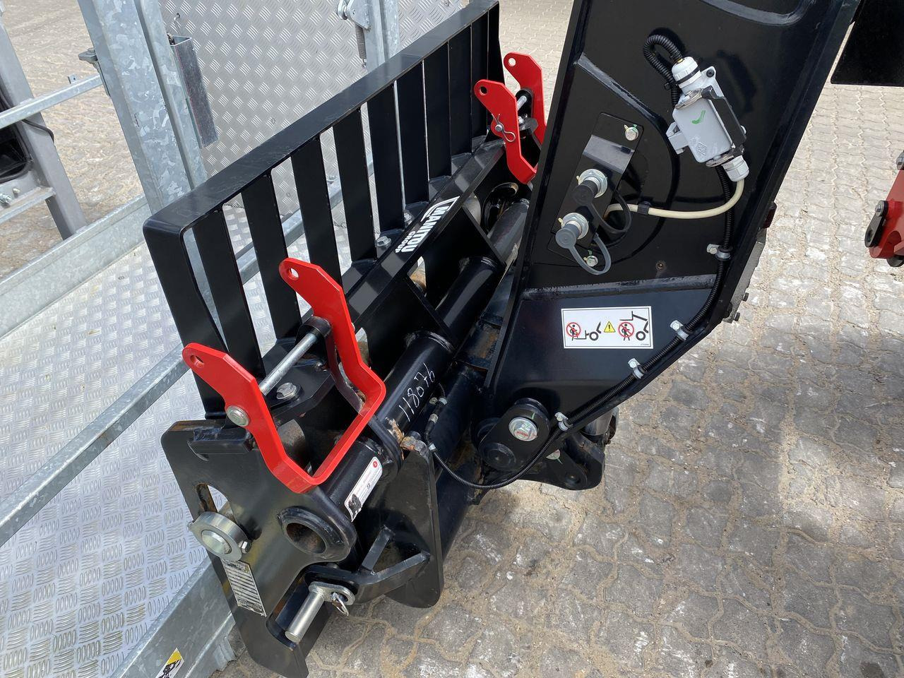 Телескопичен товарач Manitou MT1840A ST5: снимка 9