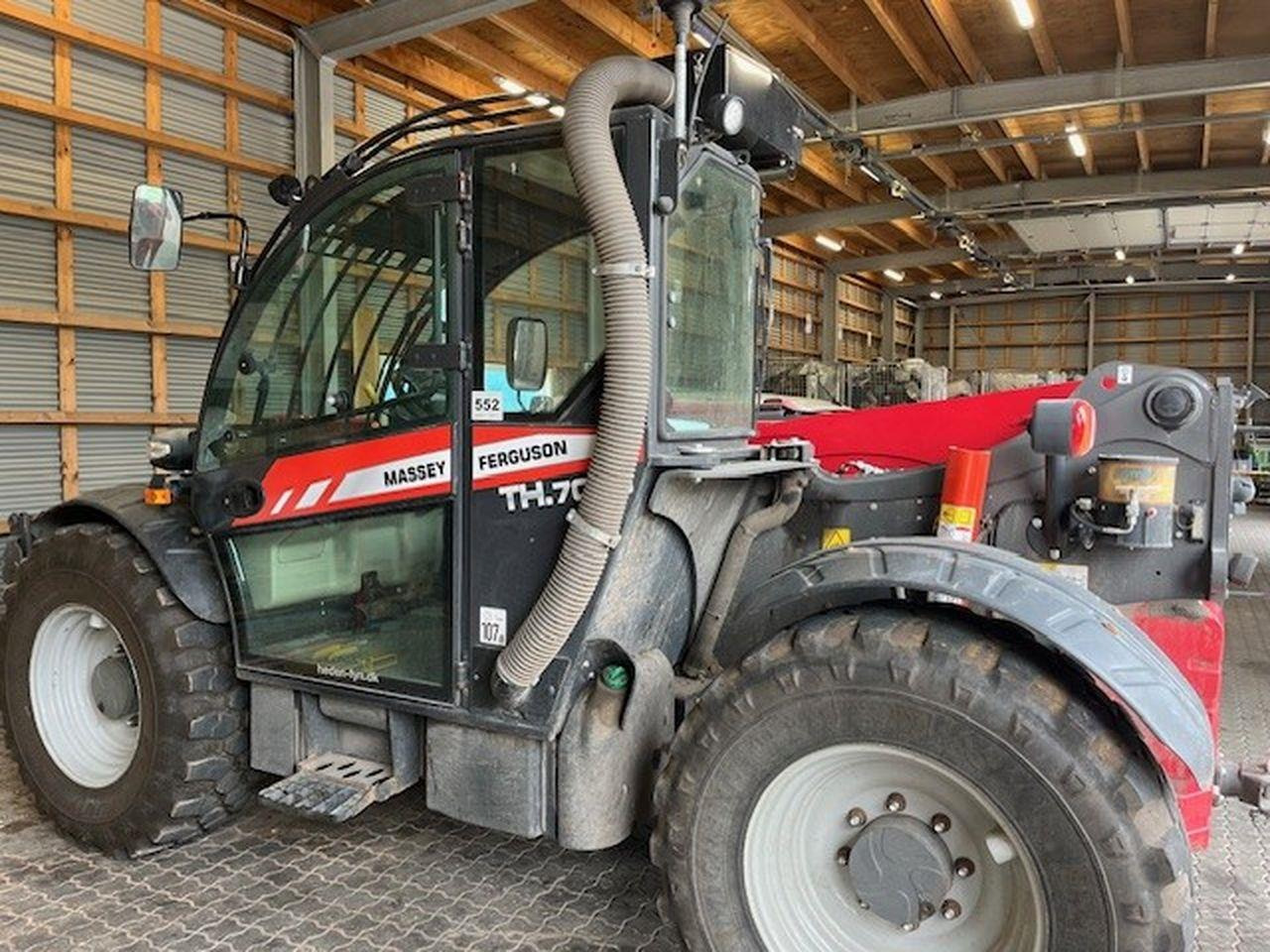 Massey Fergusson TH7038X - Телескопичен товарач: снимка 4 Massey Fergusson TH7038X - Телескопичен товарач: снимка 4