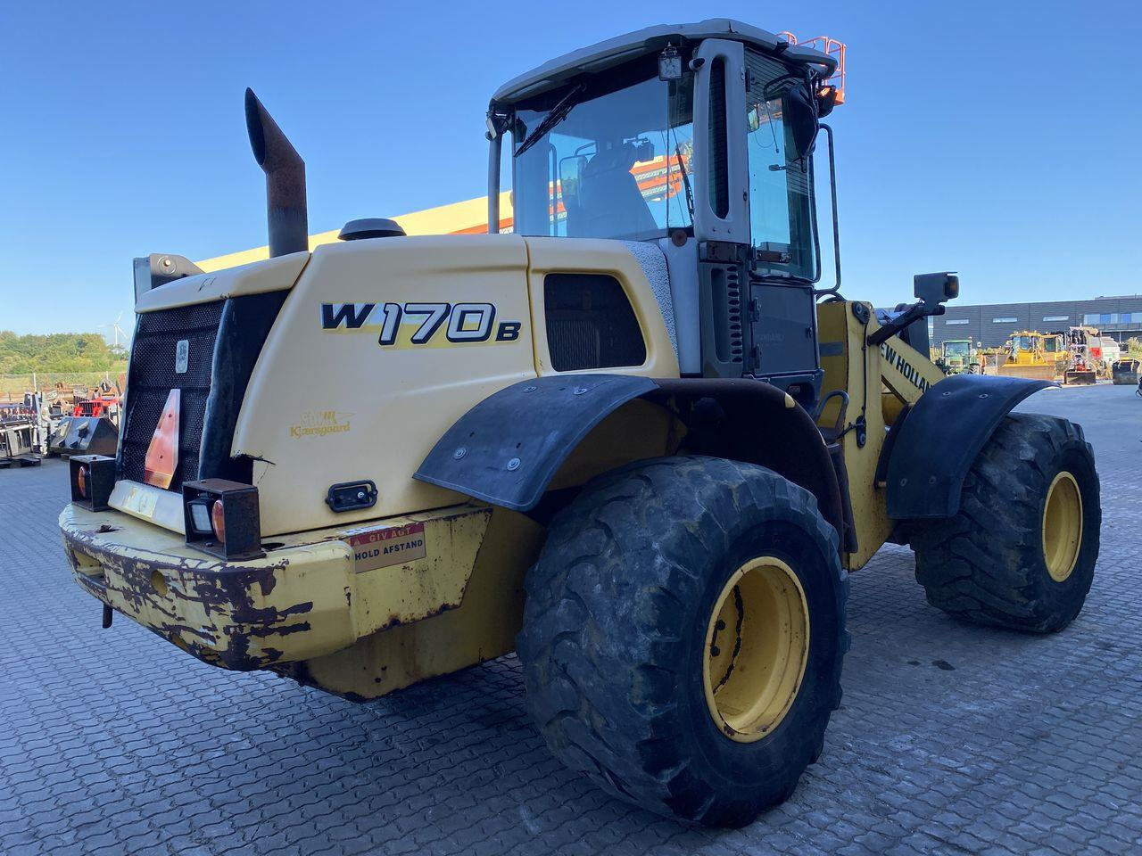 New Holland W170B - Колесен товарач: снимка 4 New Holland W170B - Колесен товарач: снимка 4