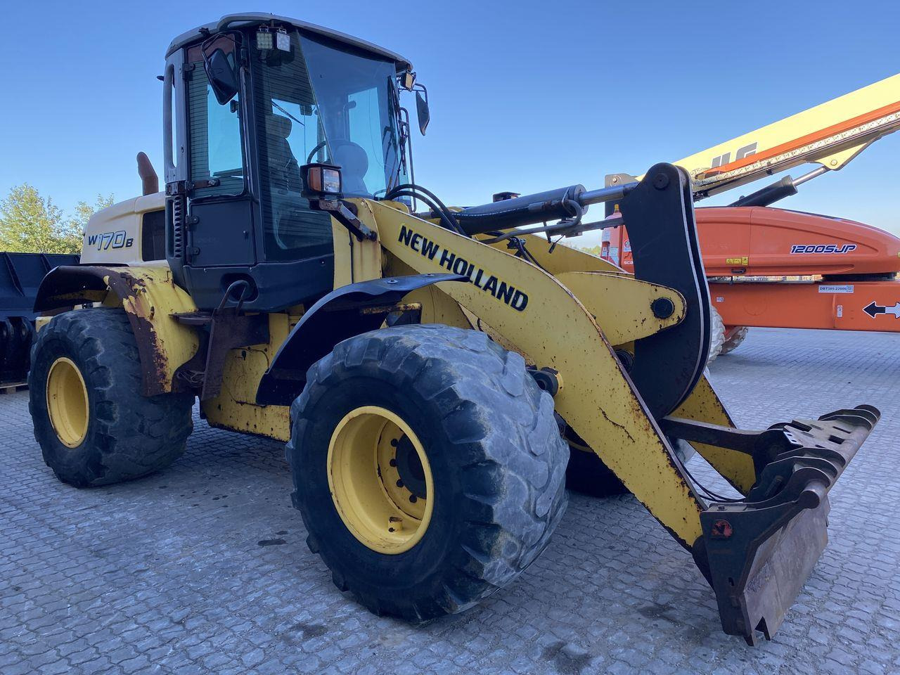 New Holland W170B - Колесен товарач: снимка 5 New Holland W170B - Колесен товарач: снимка 5