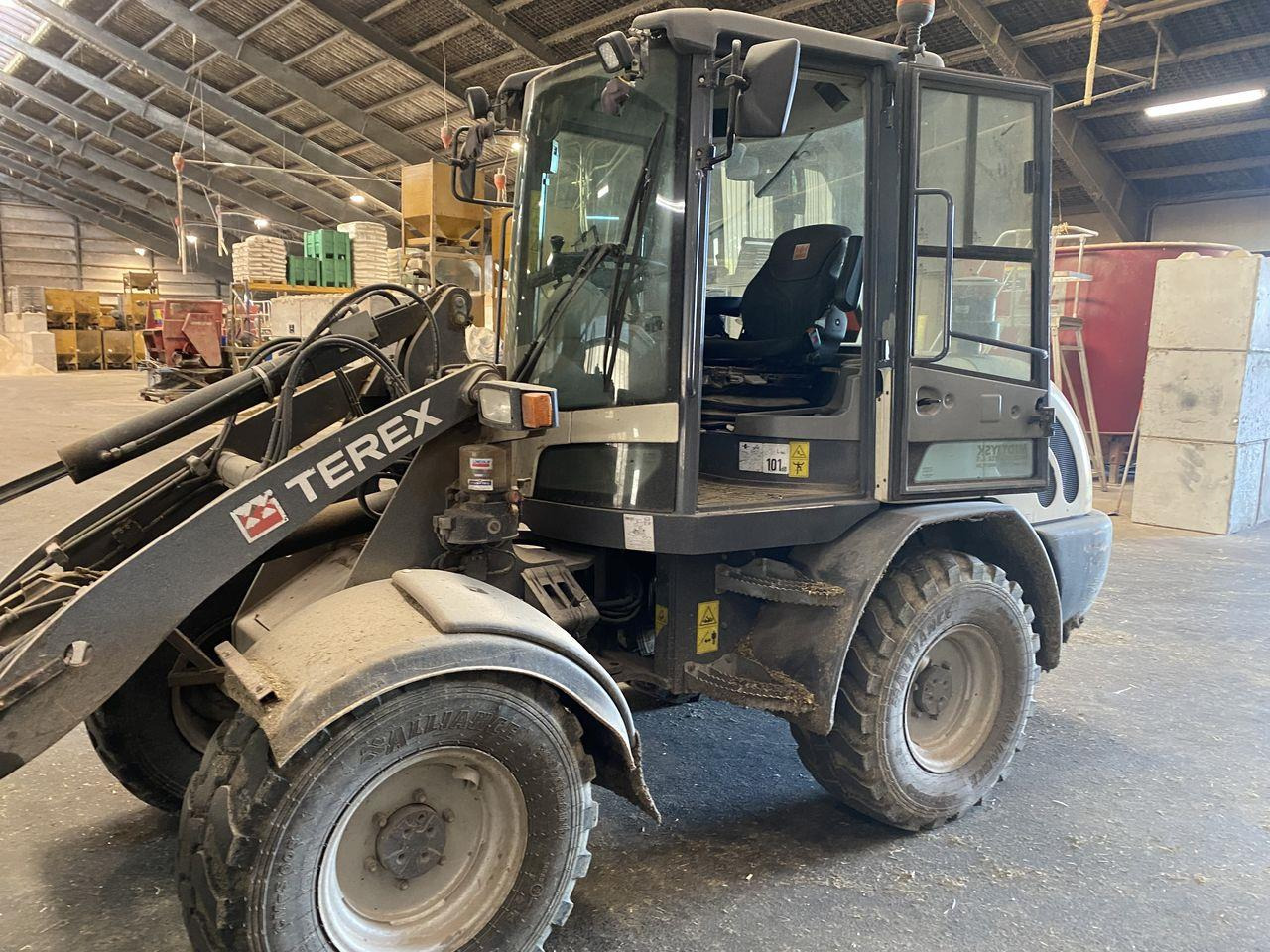 Terex TL65 - Компактен товарач: снимка 3 Terex TL65 - Компактен товарач: снимка 3