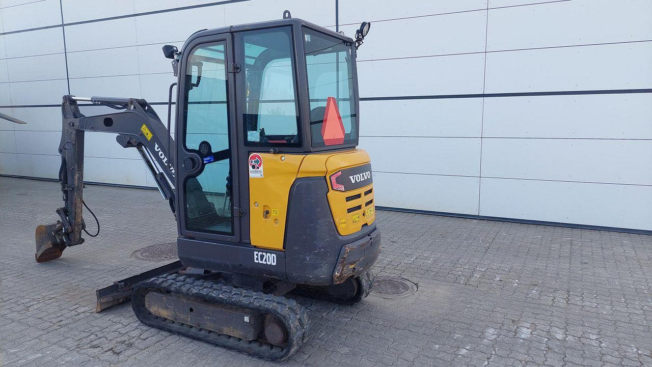 Volvo EC20D - Мини багер: снимка 2 Volvo EC20D - Мини багер: снимка 2