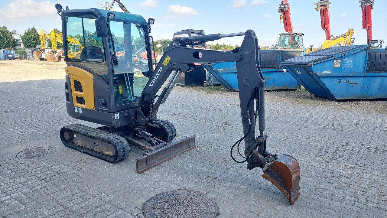 Volvo EC20D - Мини багер: снимка 5 Volvo EC20D - Мини багер: снимка 5