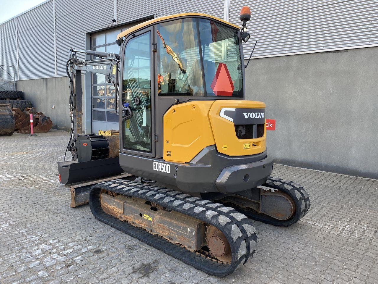 Volvo ECR50 - Мини багер: снимка 2 Volvo ECR50 - Мини багер: снимка 2