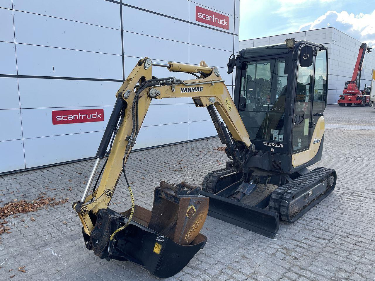 Yanmar SV22 - Мини багер: снимка 1 Yanmar SV22 - Мини багер: снимка 1