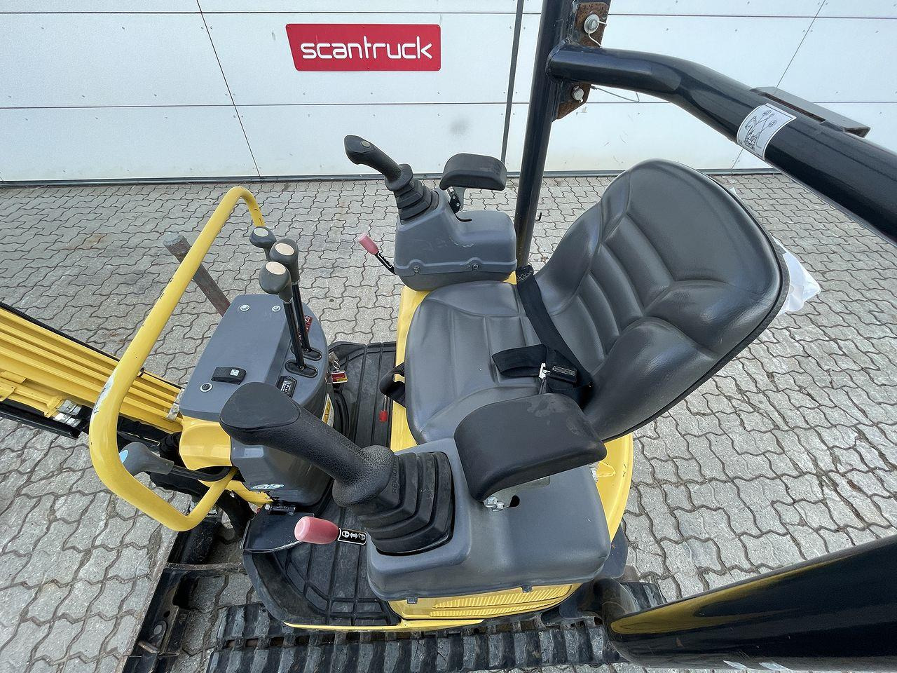Yanmar VIO12 - Мини багер: снимка 3 Yanmar VIO12 - Мини багер: снимка 3