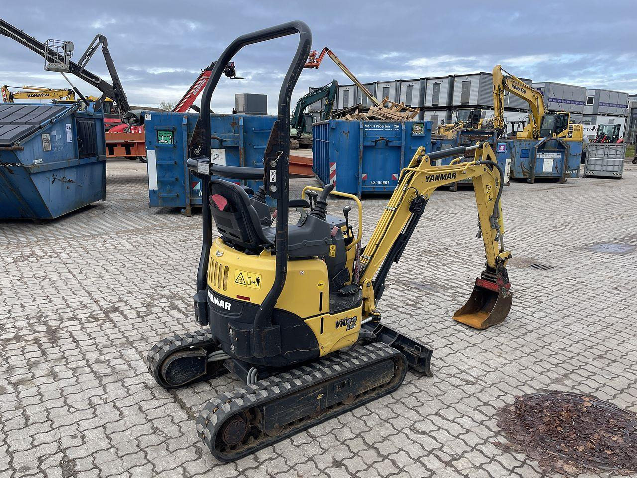 Yanmar VIO12 - Мини багер: снимка 4 Yanmar VIO12 - Мини багер: снимка 4