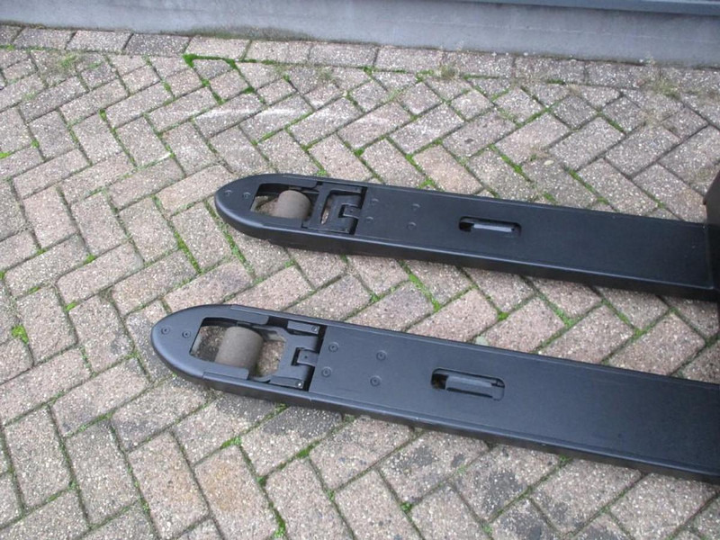 BT LPE200 - Палетна количка: снимка 5 BT LPE200 - Палетна количка: снимка 5