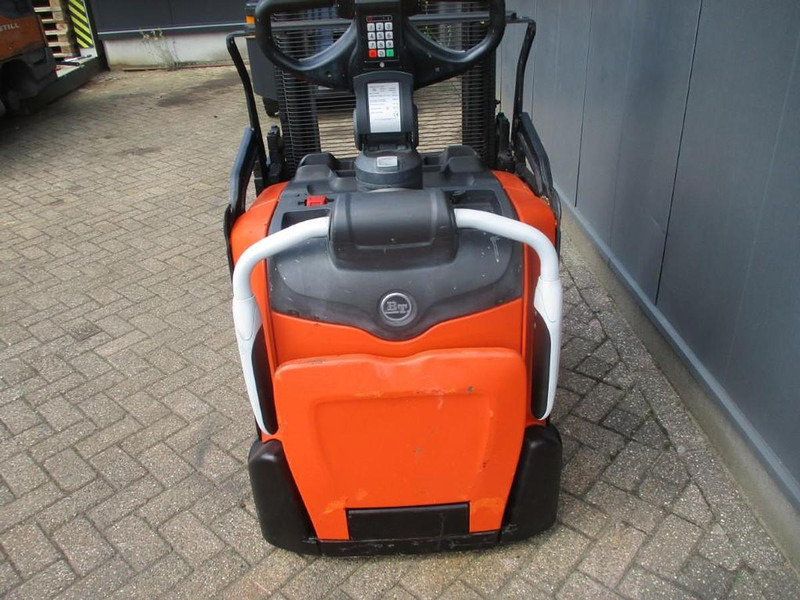 BT SPE 200L - Палетна количка: снимка 4 BT SPE 200L - Палетна количка: снимка 4