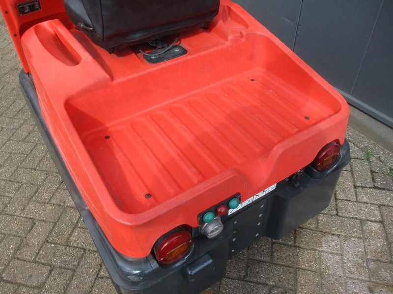 Linde P 60 - Електрически влекач: снимка 4 Linde P 60 - Електрически влекач: снимка 4