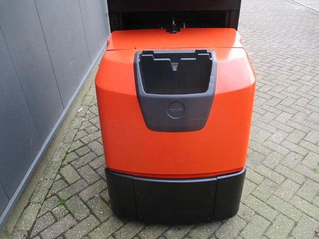 Toyota OSE 100W - Ордер пикър - комисионер: снимка 4 Toyota OSE 100W - Ордер пикър - комисионер: снимка 4