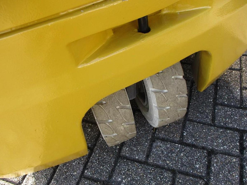 Yale ERP16-ATF - Електрокар: снимка 5 Yale ERP16-ATF - Електрокар: снимка 5