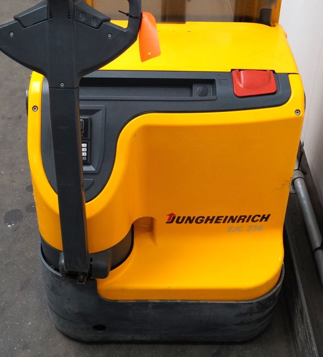 Jungheinrich EJC214 - Стакер: снимка 4 Jungheinrich EJC214 - Стакер: снимка 4