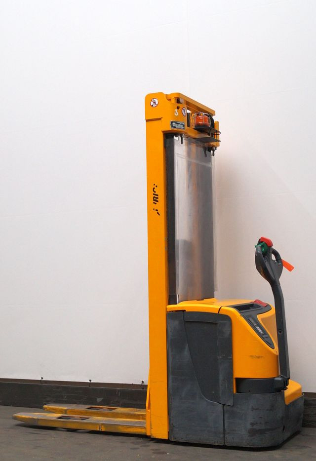 Jungheinrich EJC214 - Стакер: снимка 2 Jungheinrich EJC214 - Стакер: снимка 2