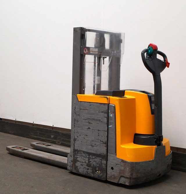 Jungheinrich EJD220 - Стакер: снимка 2 Jungheinrich EJD220 - Стакер: снимка 2