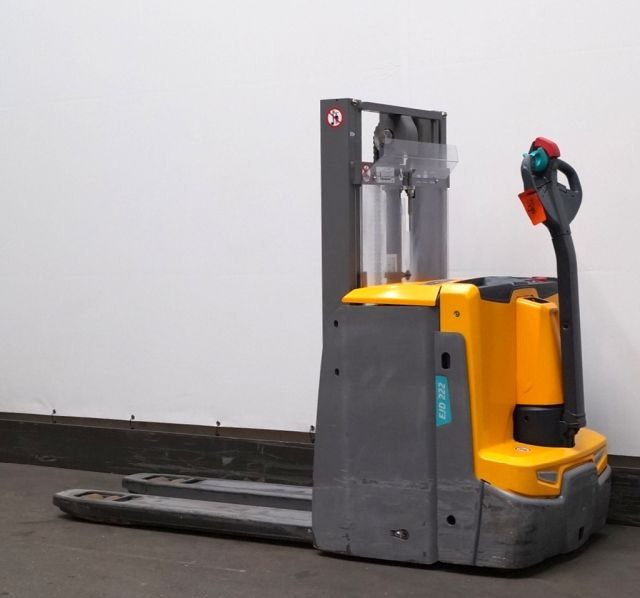 Jungheinrich EJD222 - Стакер: снимка 2 Jungheinrich EJD222 - Стакер: снимка 2