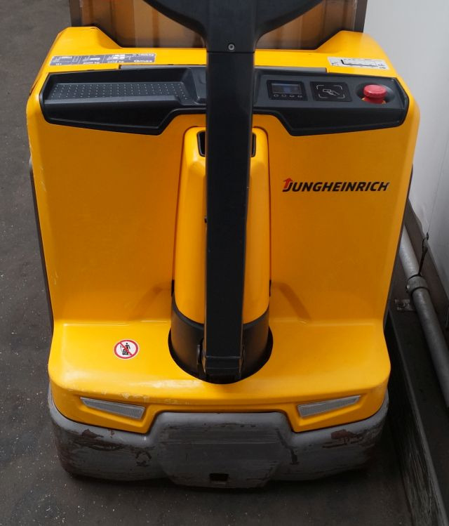 Jungheinrich EJD222 - Стакер: снимка 3 Jungheinrich EJD222 - Стакер: снимка 3