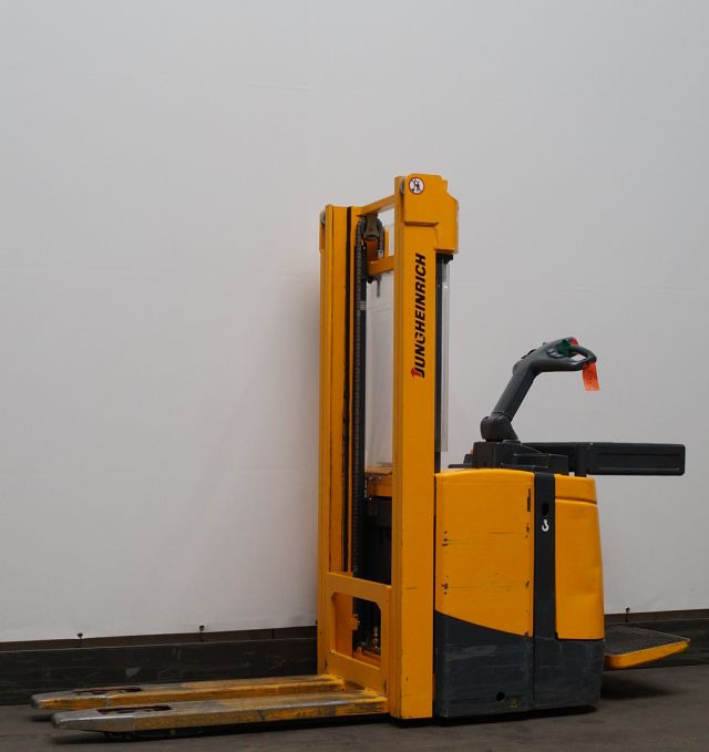 Jungheinrich ERCz14 - Стакер: снимка 1 Jungheinrich ERCz14 - Стакер: снимка 1